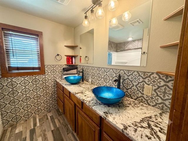 118152 S 4214 Road, Eufaula, OK 74432