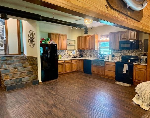 118152 S 4214 Road, Eufaula, OK 74432
