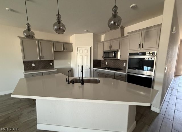 2922 Carothers Court, North Las Vegas, NV 89032