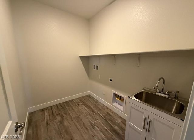 2922 Carothers Court, North Las Vegas, NV 89032