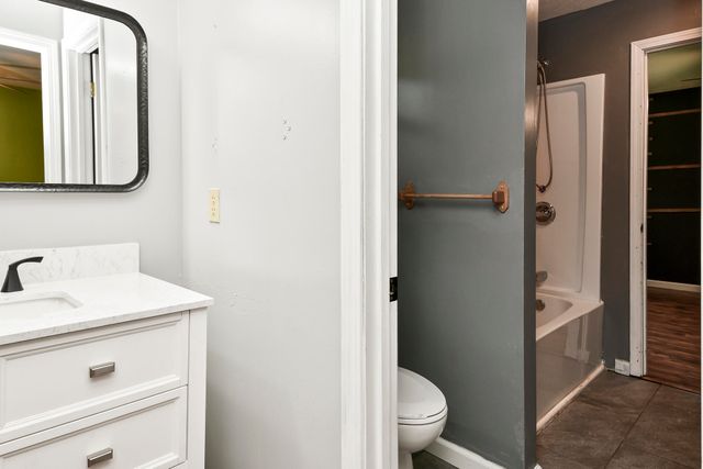 3351 W Driftwood Court, Springfield, MO 65807