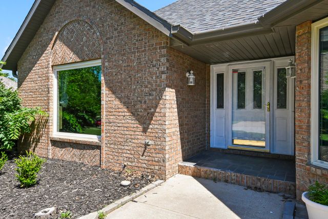 3351 W Driftwood Court, Springfield, MO 65807