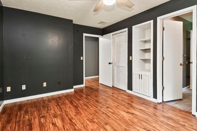 3351 W Driftwood Court, Springfield, MO 65807