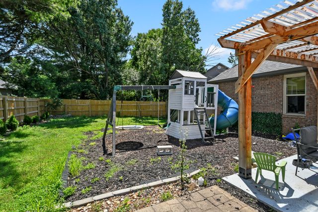 3351 W Driftwood Court, Springfield, MO 65807