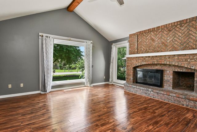 3351 W Driftwood Court, Springfield, MO 65807