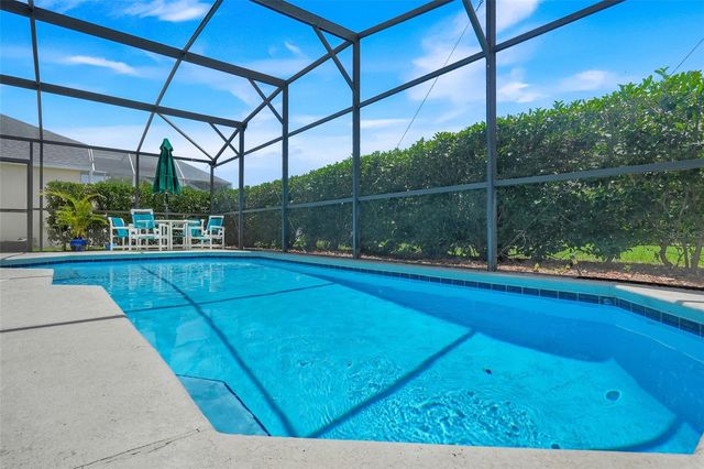 8055 KING PALM CIRCLE, Kissimmee, FL 34747