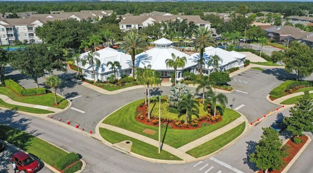 8055 KING PALM CIRCLE, Kissimmee, FL 34747