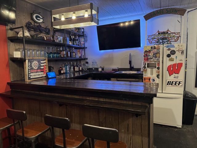 9272 11th AVENUE, Pleasant Prairie, WI 53158