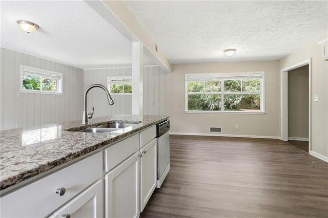 3456 Spring Circle, Decatur, GA 30032