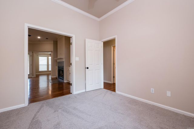 211 Chantilly Circle, Maumelle, AR 72113