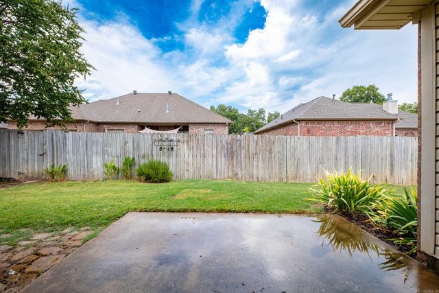 211 Chantilly Circle, Maumelle, AR 72113