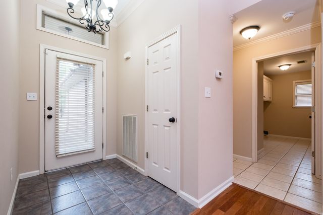 211 Chantilly Circle, Maumelle, AR 72113