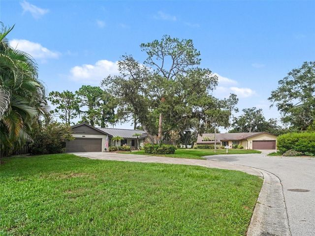 3911 COUNTRY VIEW CIR, Sarasota, FL 34233