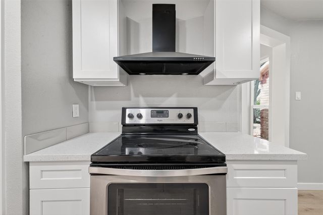 12815 Maxfield Drive, Houston, TX 77082