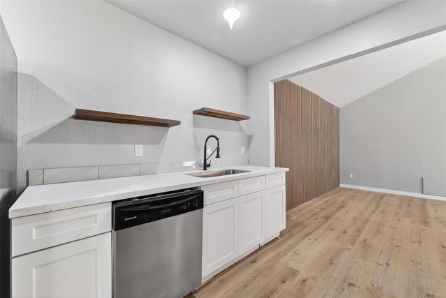 12815 Maxfield Drive, Houston, TX 77082