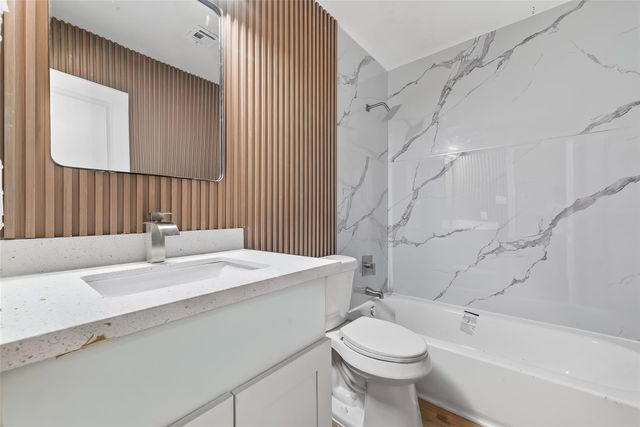 12815 Maxfield Drive, Houston, TX 77082