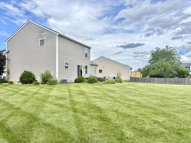 3885 Wolf Creek Road, Grove City, OH 43123