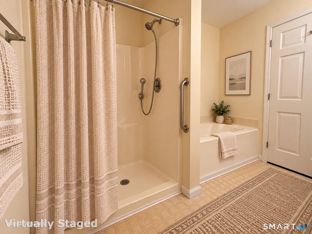 136 Deer Hill Avenue 205, Danbury, CT 06810