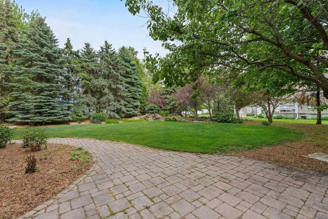 348 NAYMUT STREET, Menasha, WI 54952