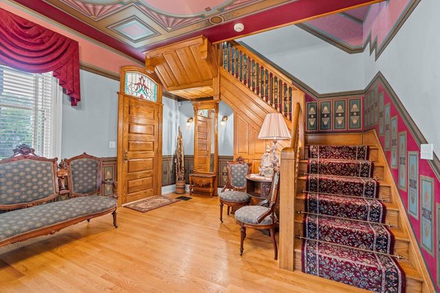 348 NAYMUT STREET, Menasha, WI 54952