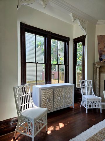 1721 Postoffice, Galveston, TX 77550