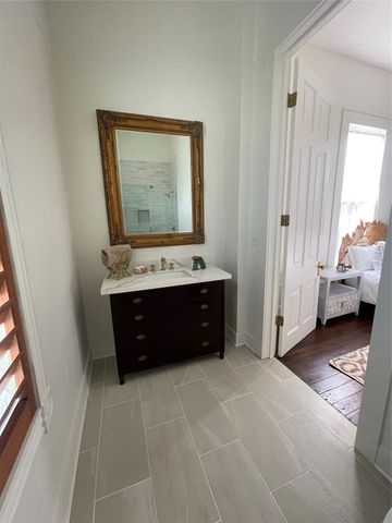 1721 Postoffice, Galveston, TX 77550