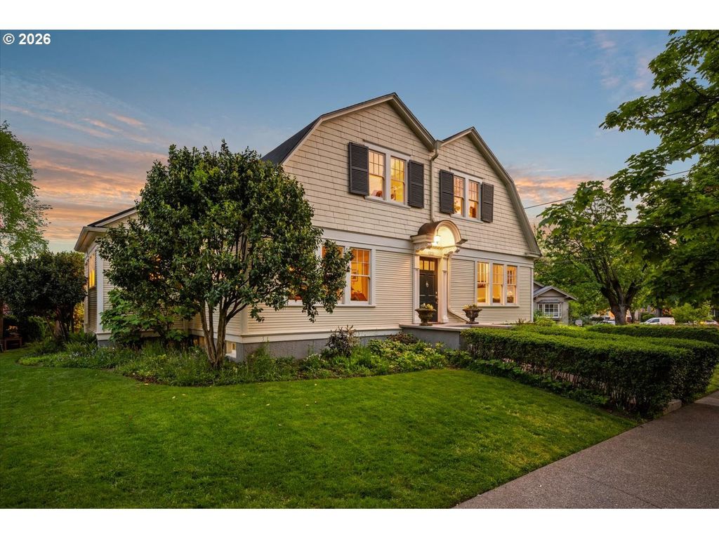 1838 Se HARRISON St, Portland, OR 97214