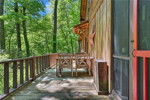 102 Moses Road, Rabun Gap, GA 30568