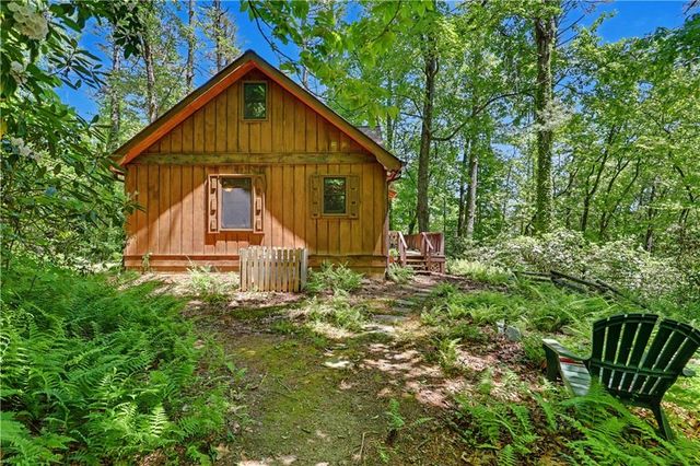 102 Moses Road, Rabun Gap, GA 30568