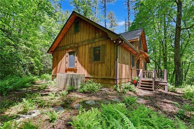 102 Moses Road, Rabun Gap, GA 30568