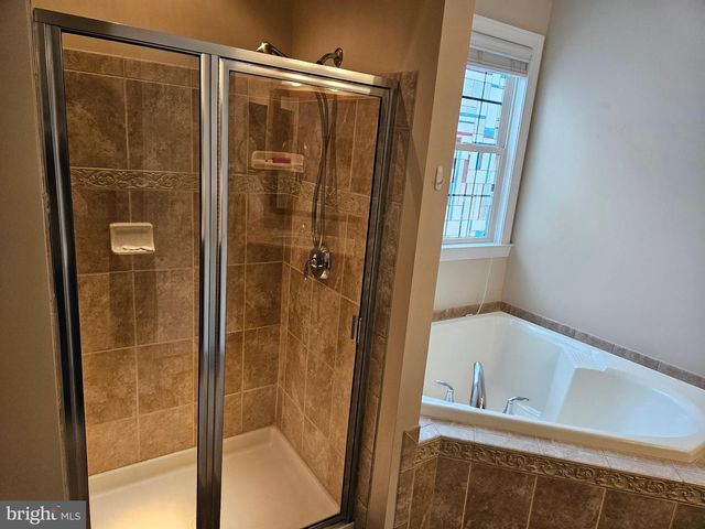 458 PETERS WAY, Phoenixville, PA 19460