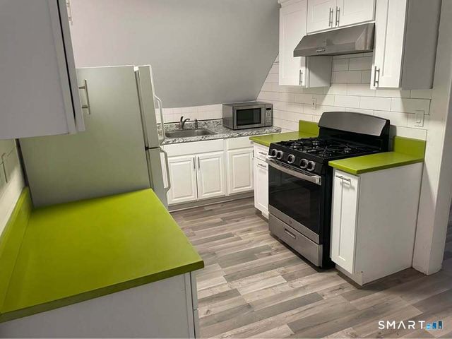 178 Clarence Street 4, Bridgeport, CT 06608