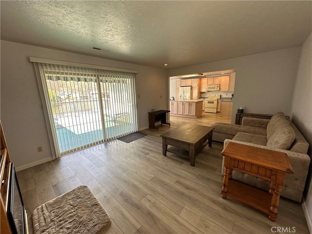 12945 Lakeland, Clearlake Oaks, CA 95423