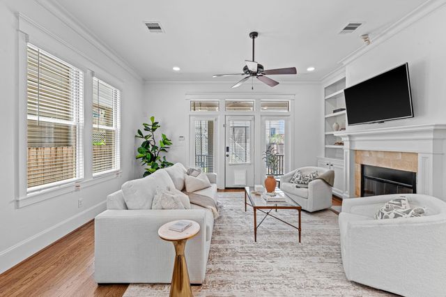 640 W 17th Street, Houston, TX 77008
