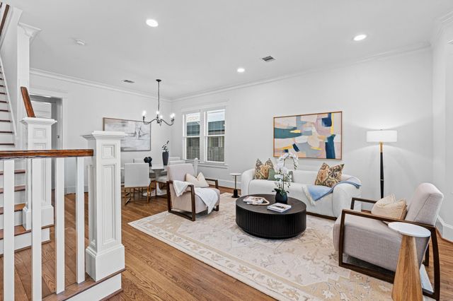 640 W 17th Street, Houston, TX 77008