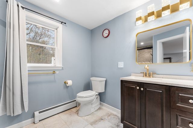 7 Providence Rd, Westford, MA 01886