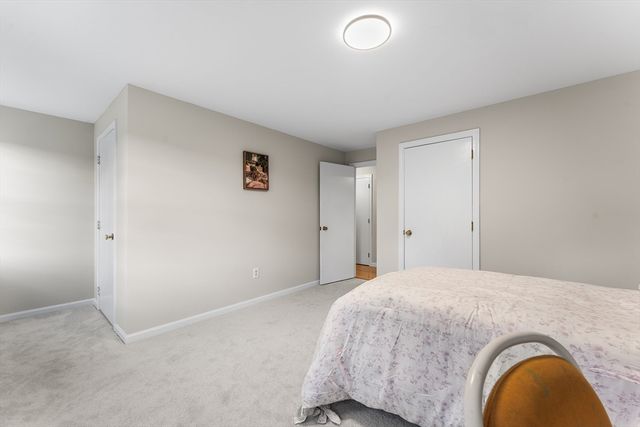 7 Providence Rd, Westford, MA 01886