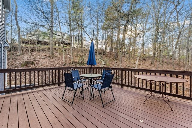 7 Providence Rd, Westford, MA 01886