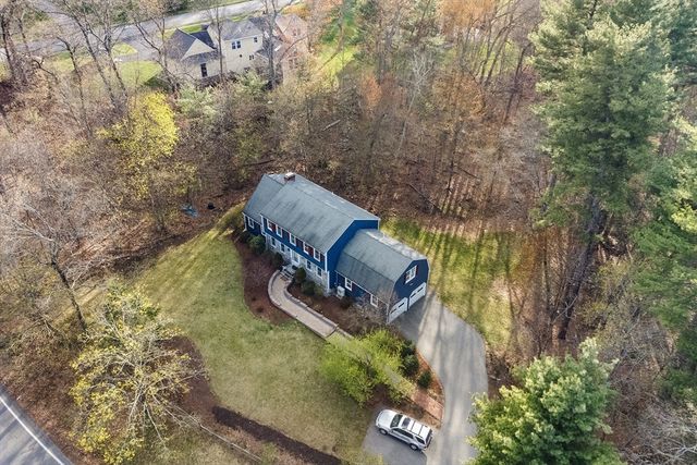 7 Providence Rd, Westford, MA 01886