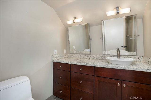 6820 Eaglehaven Lane, Oak Park, CA 91377