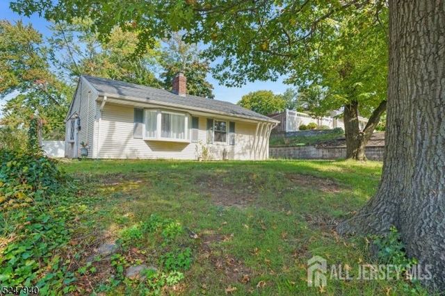 67 Woodland Avenue, Woodbridge Proper, NJ 08863
