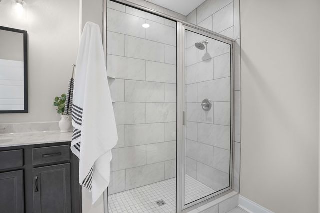 3605 Westlake Dr, Clarksville, TN 37040