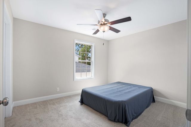 3605 Westlake Dr, Clarksville, TN 37040