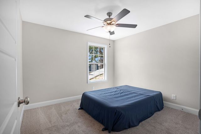 3605 Westlake Dr, Clarksville, TN 37040