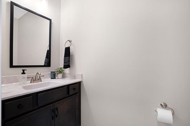 3605 Westlake Dr, Clarksville, TN 37040