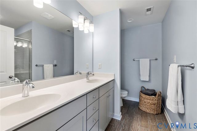 14387 Michaux Village Dr, Midlothian, VA 23113