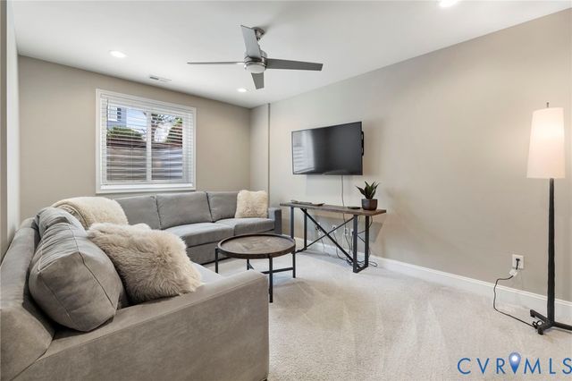 14387 Michaux Village Dr, Midlothian, VA 23113