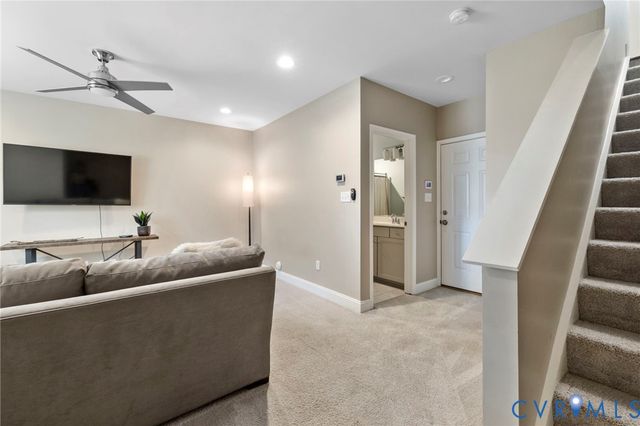 14387 Michaux Village Dr, Midlothian, VA 23113