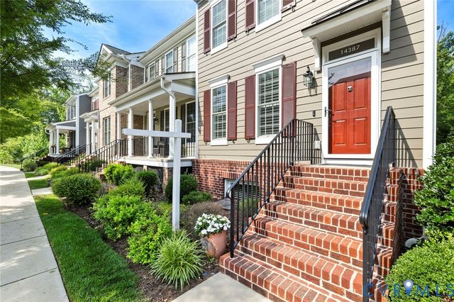 14387 Michaux Village Dr, Midlothian, VA 23113