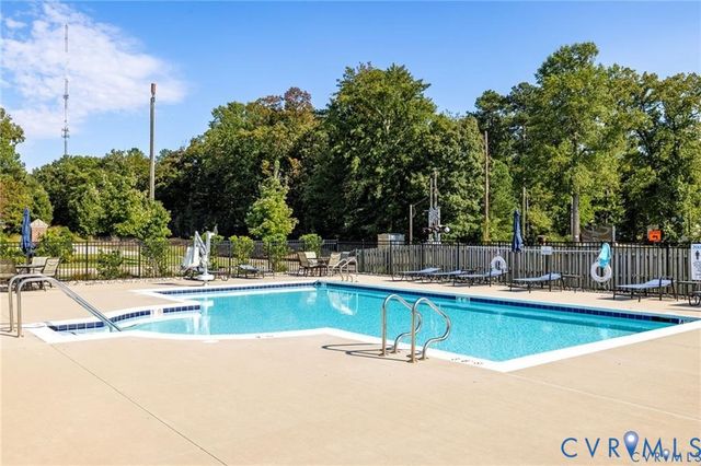 14387 Michaux Village Dr, Midlothian, VA 23113